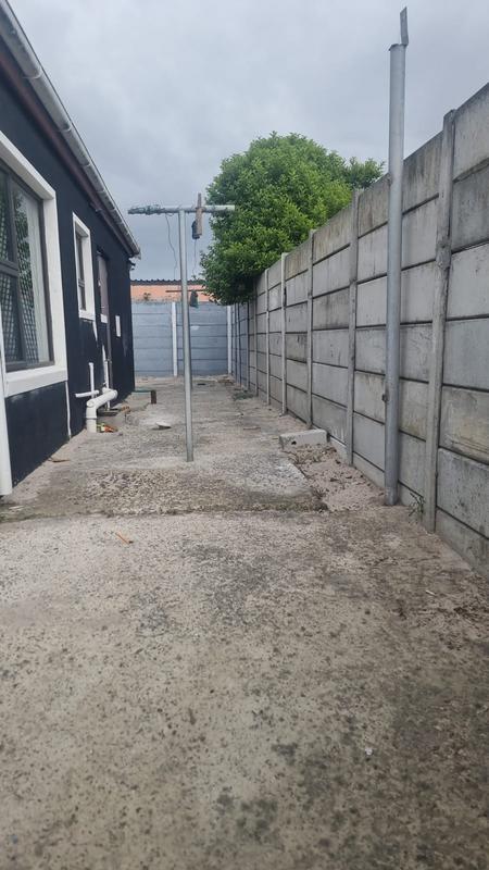 2 Bedroom Property for Sale in Rondevlei Park Western Cape